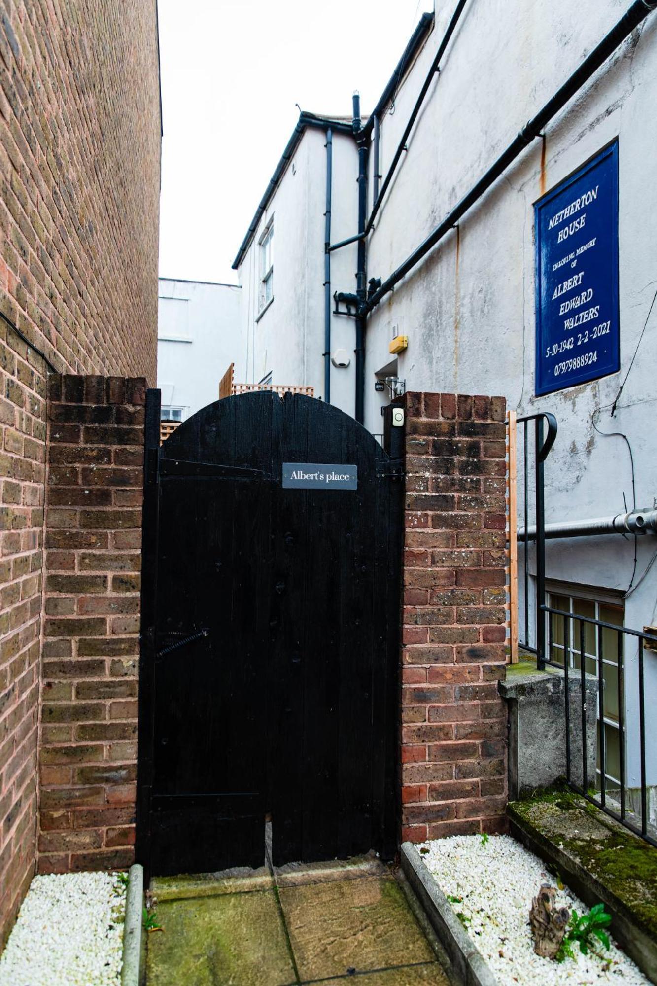 Albert'S Place Weymouth Esterno foto