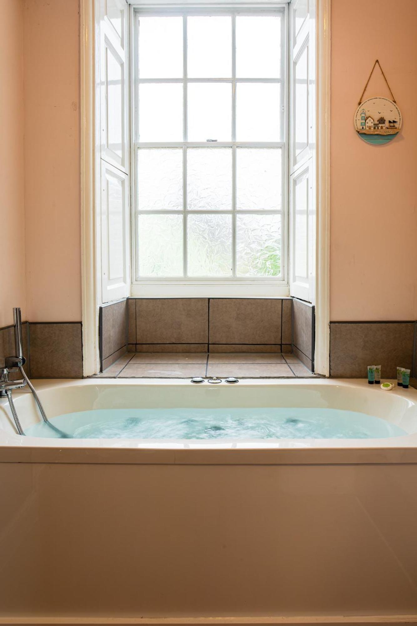 Albert'S Place Weymouth Esterno foto